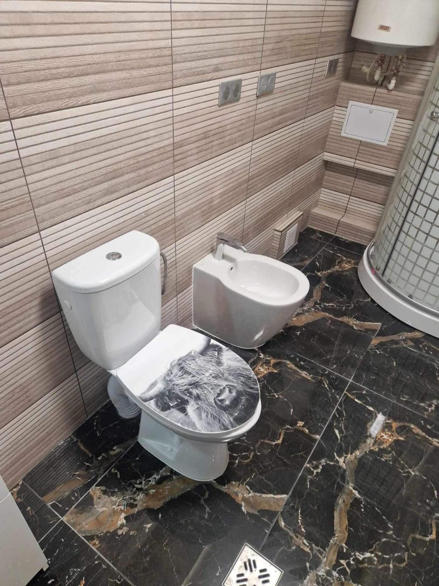 Lovely 1 Bedroom Flat In A 2 Ground Floor House Craiova Bagian luar foto